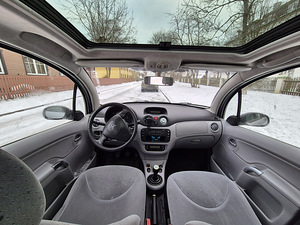 Citroen C3 (1 фото из 6)
