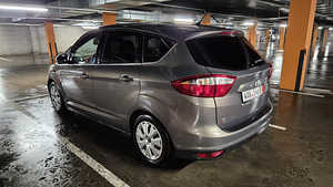 Ford C-MAX 1.6 EcoBoost Titanium REGISTREERIMISTASU MAKSTUD (8 foto / 14)
