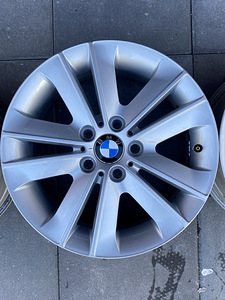 BMW Style 141 5x120 7x17 (4 foto / 6)