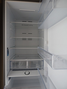 Samsung Bespoke KÜLMIK RB38A6B3ES9 390L (4 foto / 5)