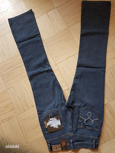 Новы джинсы, 27/32 (3 фото из 3)
