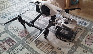 DJI Inspire 1 (2 foto / 3)