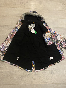 Uus Molo mantel/parka 164 (3 foto / 4)