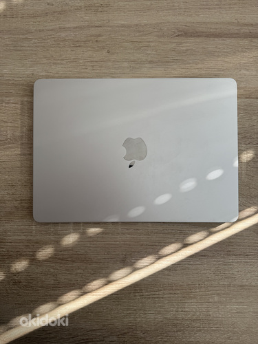 Apple MacBook Air 13 M2 (2022) 256GB SWE (foto #2)