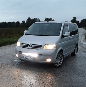 Volkswagen Multivan 2.5 96kW (1 foto / 9)