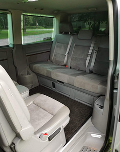Volkswagen Multivan 2.5 96kW (7 foto / 9)