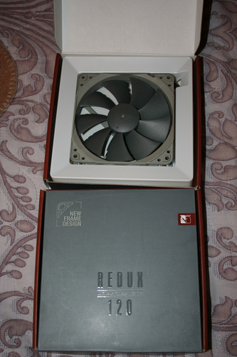 Noctua NF-P12 redux-1700 PWM Fan 120mm