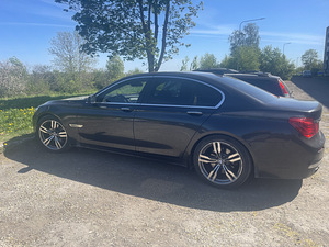 BMW 730d M pakett (3 foto / 5)