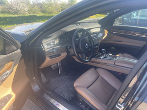 BMW 730d M pakett (4 foto / 5)