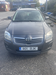 Продается Toyota Avensis (1 фото из 6)