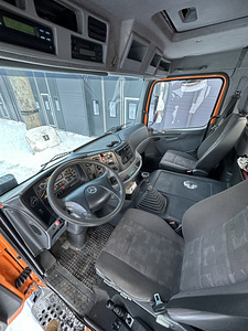 Mercedes-Benz Axor 6.4 170k (8 foto / 9)