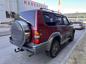 Toyota Land Cruiser 90 (3 foto / 14)