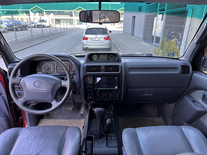 Toyota Land Cruiser 90 (7 foto / 14)