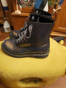 Dr martens. uus (8 foto / 8)