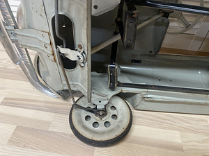 Pedaalauto 1973 Moskvich/ Moskvitch/Mosse (7 foto / 8)