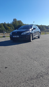 Renault megane (8 foto / 8)