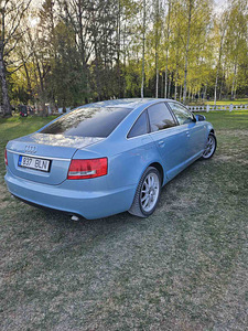 Продам автомобиль (7 фото из 8)
