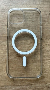 iPhone 13 ümbris (2 foto / 2)