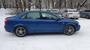 Audi A4 3.0 Quattro (3 foto / 6)