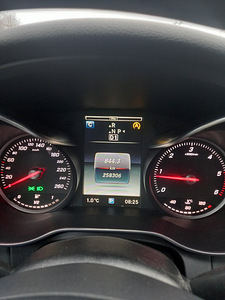 Mercedes-Benz C 220 2.1 125kW (5 foto / 11)