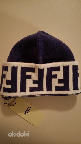 Fendi talvemüts.