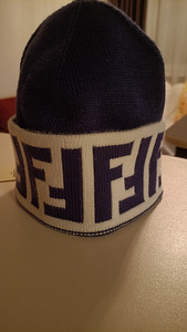 Fendi talvemüts. (2 foto / 5)