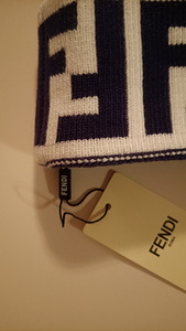 Fendi talvemüts. (5 foto / 5)