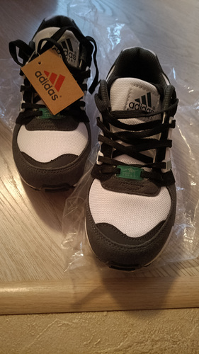 Adidas equipment, torsion.