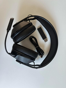 Xbox series X/2pulti/kõrvaklapid (2 foto / 2)