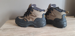 Сапоги salomon 38 (2 фото из 4)