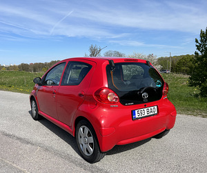 Toyota Aygo 2007 1.0 50kw (5 foto / 7)