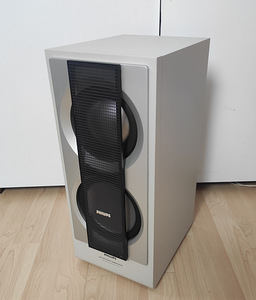 Aktiiv-subwoofer (1 foto / 10)