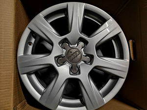 "16"Оригинальные диски для Audi 6/16 (1 фото из 2)