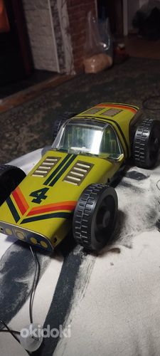 Võidusõidu auto