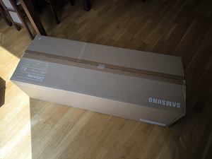 Samsung Odyssey G9 49" 240Hz (9 фото из 9)