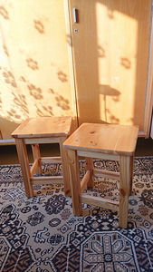 Täispuidust taburetid (1 foto / 2)