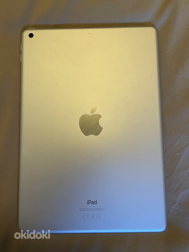 iPad 8 поколения 10,2 дюйма, 32 ГБ, A2270, серебристый (фото #2)