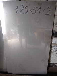 Roostevabast terasest leht (1 foto / 2)