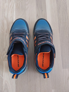 Tossud Skechers (3 foto / 4)