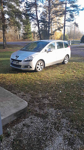 PEUGEOT 5008 1.6 БЕНЗИН 2011 (3 фото из 15)