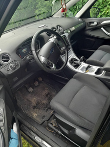 FORD S MAX (6 фото из 7)