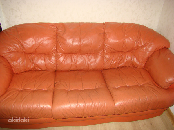 3-дюймовый кожаный диван-кровать, практически не использовал (фото #1)
