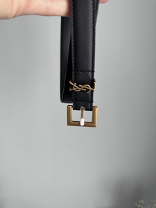 Реплика YSL (натуральная кожа) (4 фото из 8)