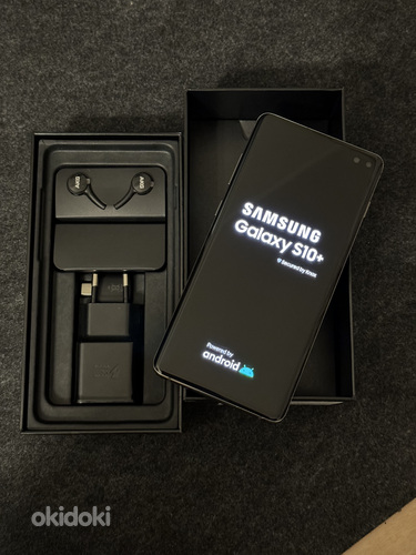Samsung Galaxy S10+ 128/8GB Ceramic Black (foto #1)