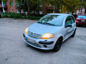 Citroen C3 1.1 2003 (4 foto / 8)