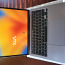 MacBook Pro 13 — 2020, Intel Core i5 8 ГБ 256 ГБ + Touch Bar (фото #1)