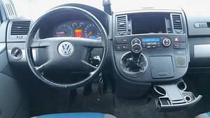 Volkswagen Multivan 2.5 96kW (5 foto / 7)