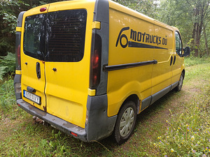 Opel Vivaro 1.9 74kW (3 foto / 6)