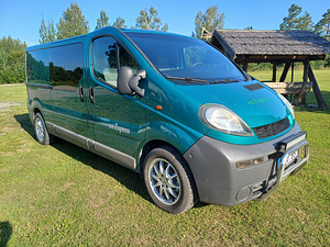 Opel Vivaro 1.9 74kW (2 foto / 10)