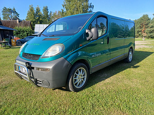 Opel Vivaro 1.9 74kW (3 foto / 10)